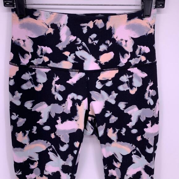 Zella Black Floral Leggings Womens Size Small - Picture 3 of 7